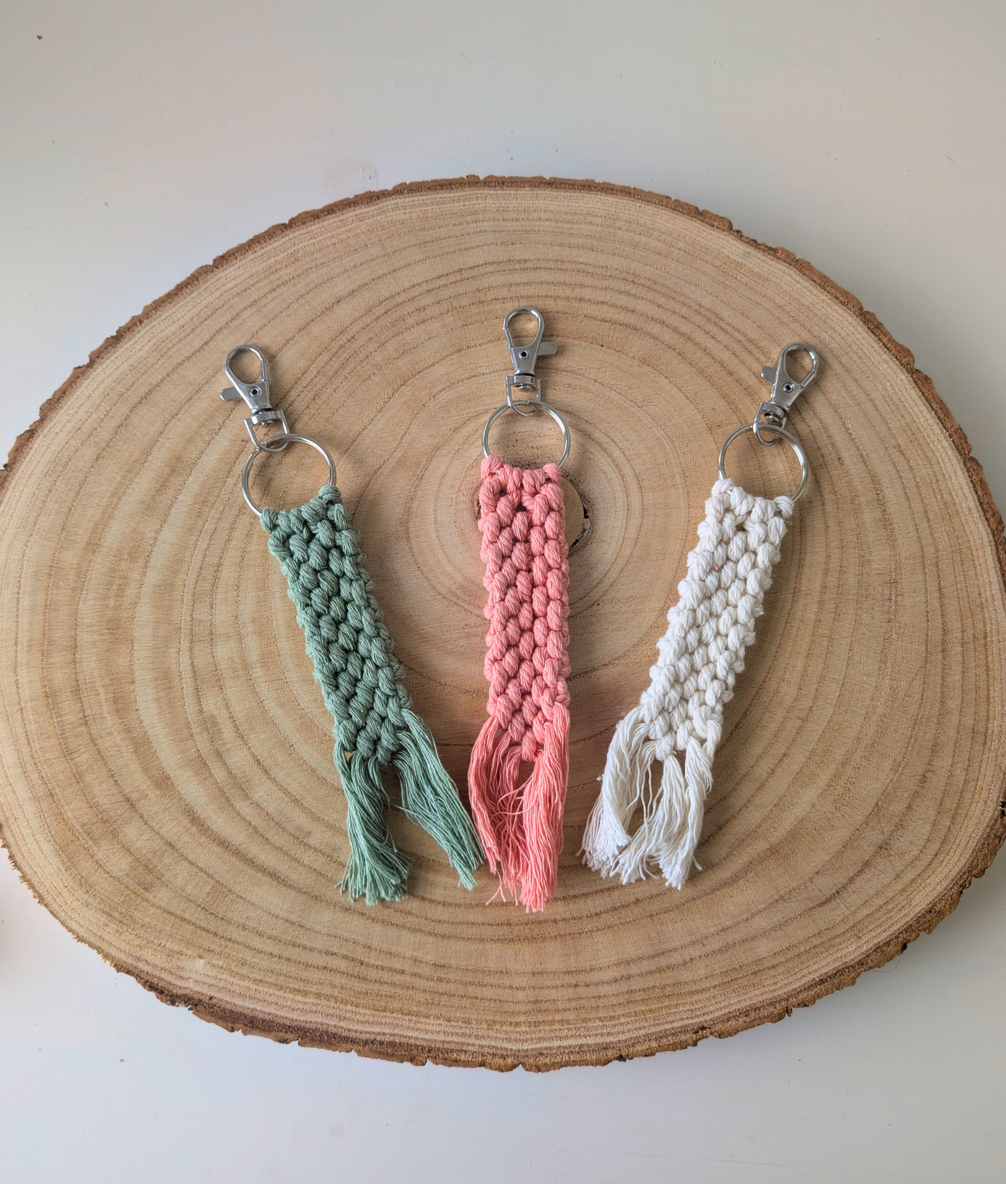 Makramee-Anhänger – Geflochten Pastell Edition